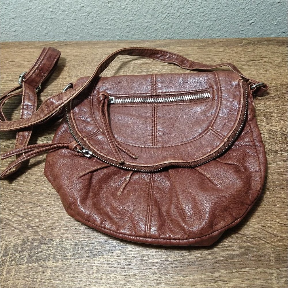 Candie's brown purse